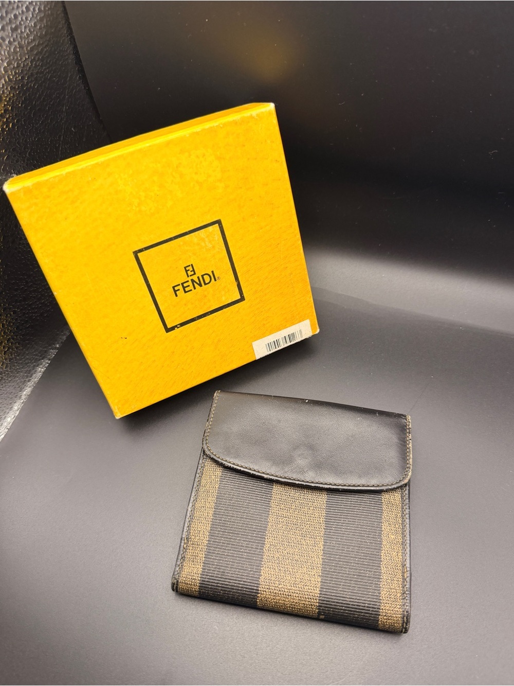 ✨vintage Fendi Pequin striped wallet features a black leather flap with the box✨